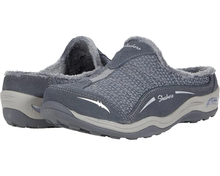 SKECHERS Arch Fit Commute